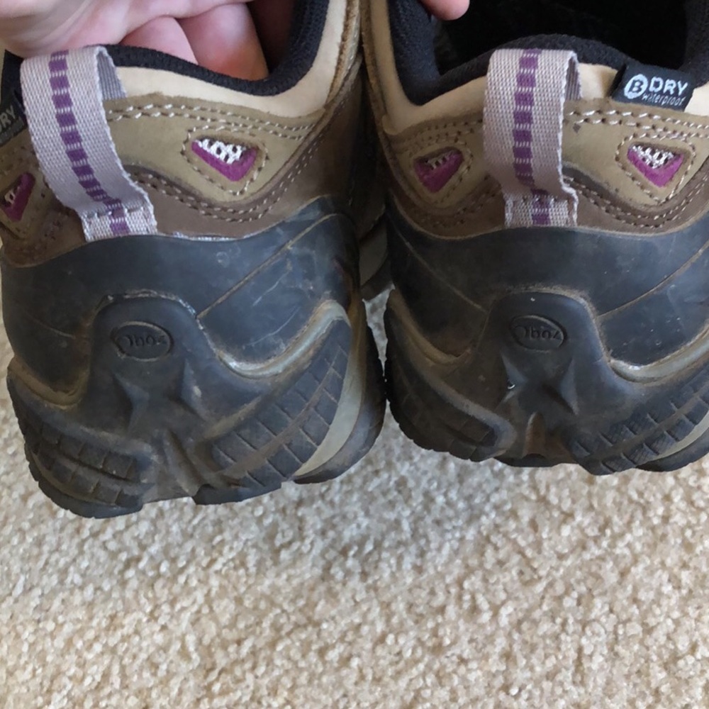 Women’s size 9.5 Oboz Hiking boots